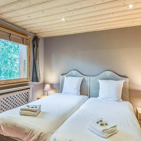 Splendid Flat In A Chalet In - Welkeys Apartment Megeve